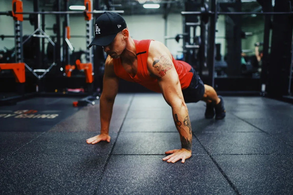 What happens if you do push-ups every day?