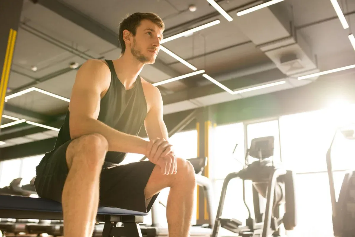 デロード週:少ないトレーニングが筋肉の成長を促進する理由